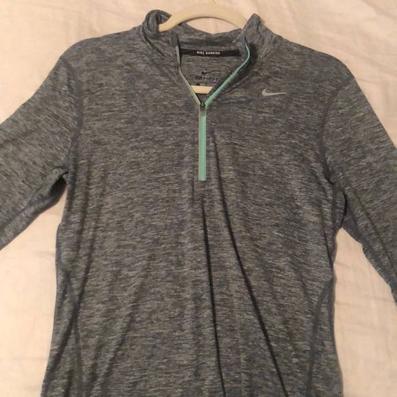 Nike Half Zip - Picture 1 of 3